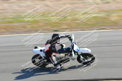 media/Feb-05-2023-Classic Track Day (Sun) [[c35aca4a42]]/Group 2/session 1 turn 9/